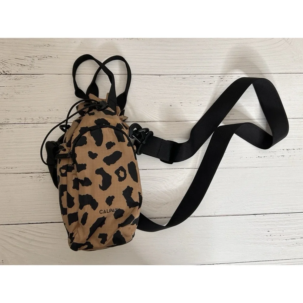 Calpak Insulated Water Bottle Holder Sling Travel Crossbody Bag Cheetah Print